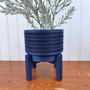 The Quen Modern Indoor Planter Pot, Drainage Hole and Stand, Succulent Cactus